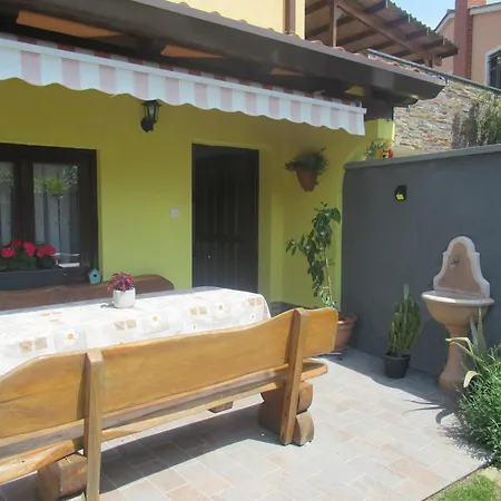 Apartment Apartma Qbed Gracisce